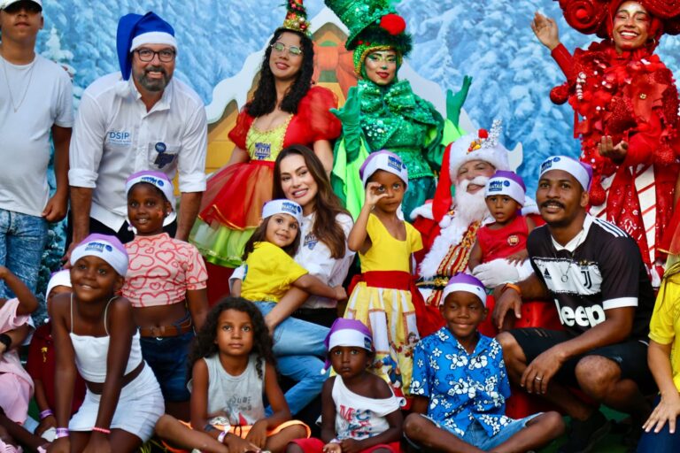 Rebeca Reis participa de baile com crianças de instituições sociais…
