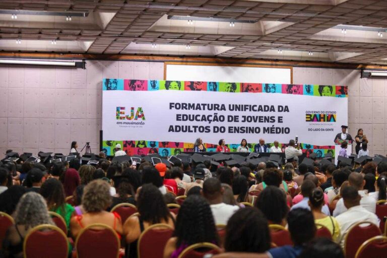 Estado forma 293 estudantes da Educação de Jovens e Adultos em…