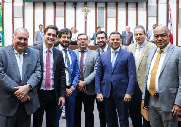 Oposição faz obstrução de 17 horas em sessão da Assembleia Legislativa