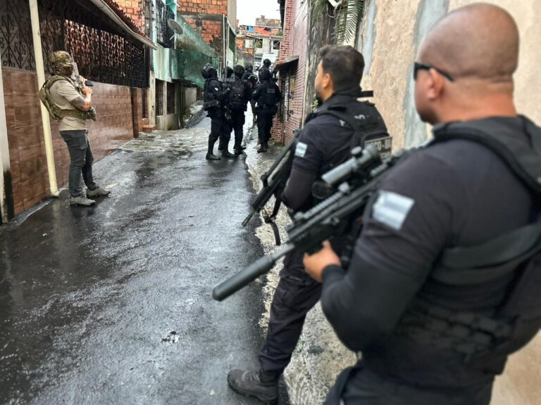 Polícia prende dupla do Comando Vermelho em Salvador após tentativa…