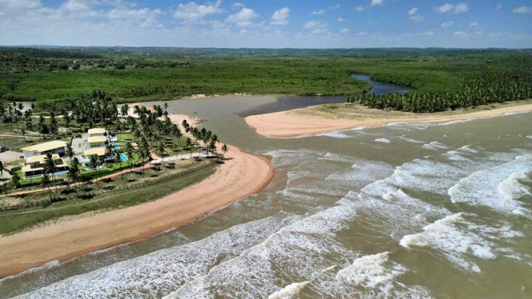 Estado realiza obras em Esplanada para dinamizar turismo na região