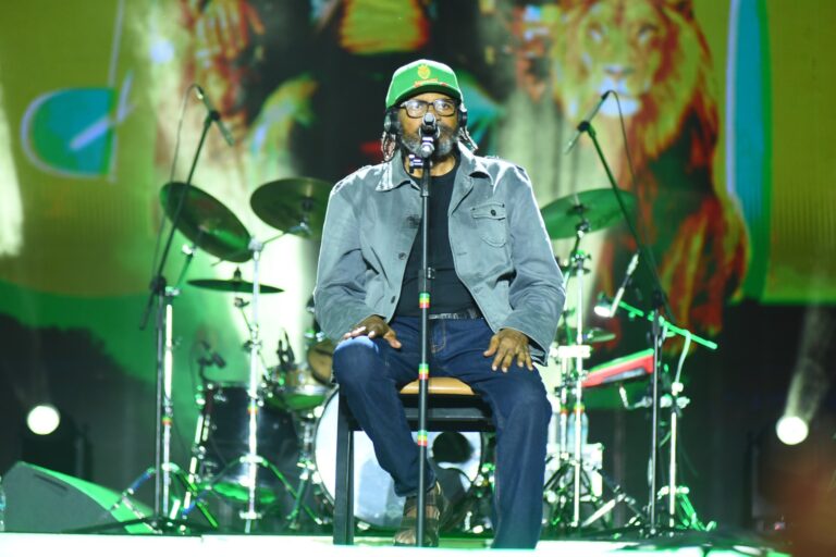 Show solo de Edson Gomes na Concha Acústica tem vendas abertas