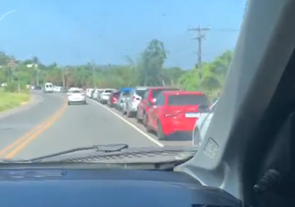 Retorno do Réveillon: Usuários enfrentam filas de 2 km no Terminal de Bom Despacho