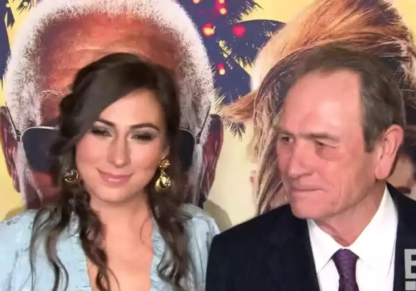 Famoso ator de Hollywood quebra silêncio após morte misteriosa da filha, no Ano Novo