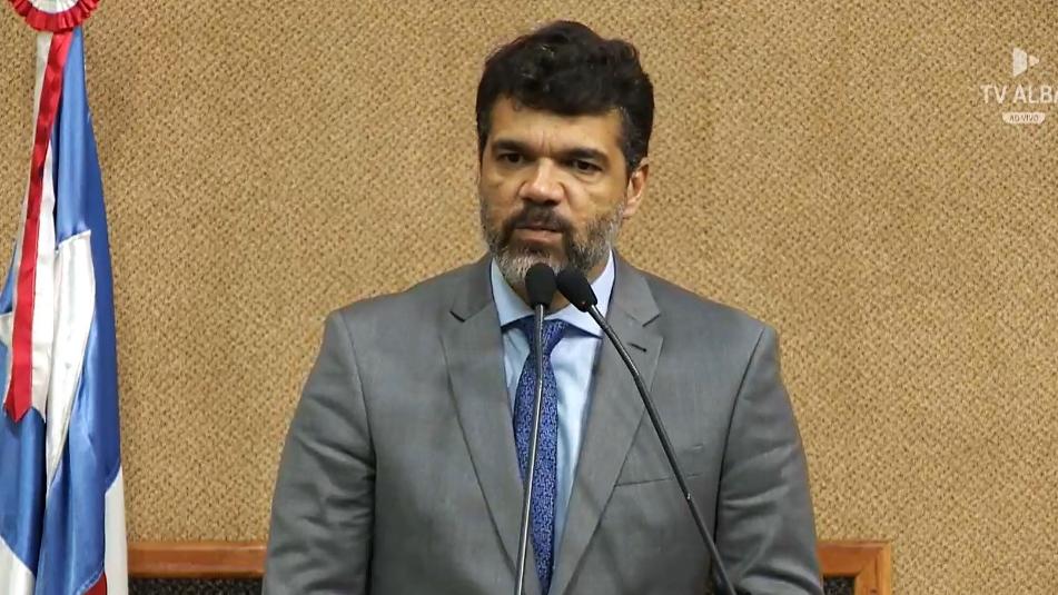 Deputado celebra licitação que vai ampliar hospital no Recôncavo