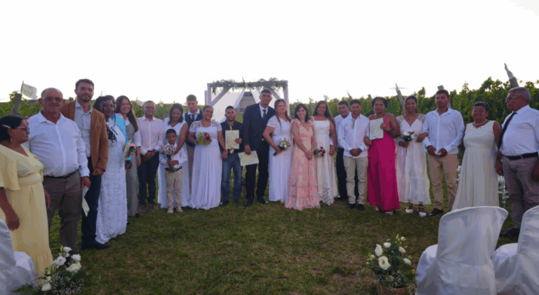 Prefeitura de Morro do Chapéu realiza casamento coletivo para 10…