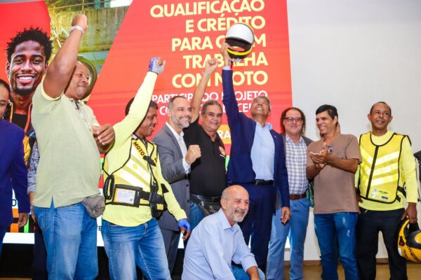 Programa do Governo da Bahia oferece juros baixos e qualificação para mototaxistas