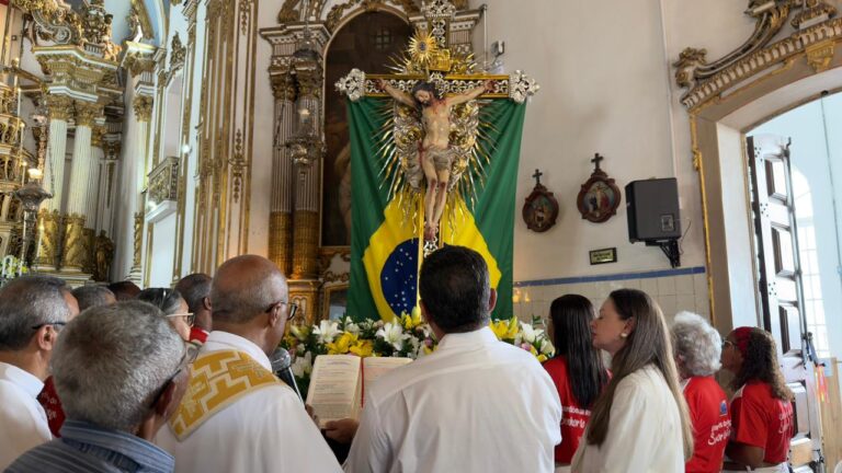 Associação Comercial da Bahia é homenageada na novena do Senhor do…