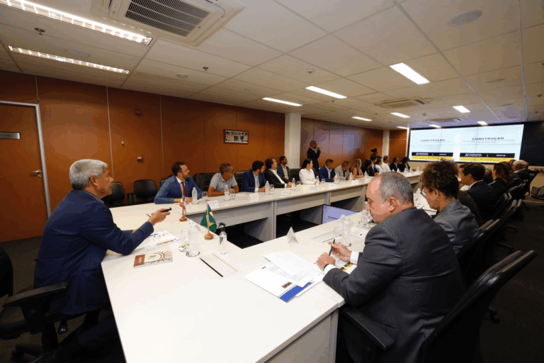 Jerônimo se reúne com prefeito e detalha investimentos de R$ 34 mi em…