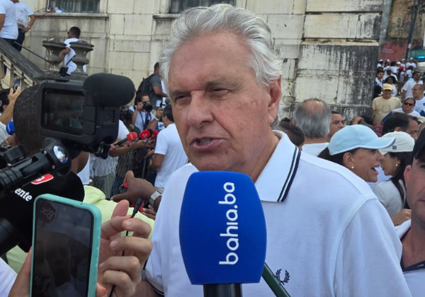 Ronaldo Caiado defende pulverização de candidaturas da direita para o Planalto em 2026