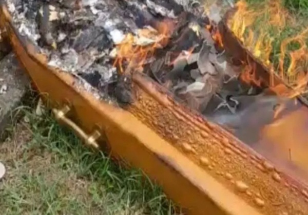 Criminosos atacam caixão e incendeiam corpo em cemitério na região Cacaueira