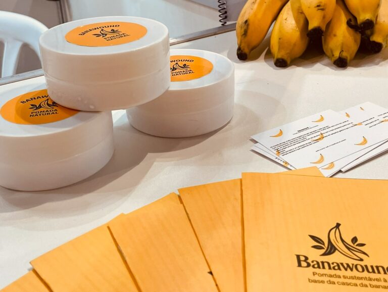 Estudantes baianas criam pomada com casca de banana para tratar…