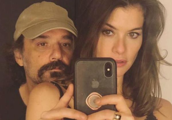 Alinne Moraes anuncia fim do casamento de 14 anos com cineasta famoso