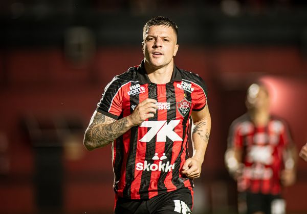 Kayzer brinca ao comemorar gol de Homem-Aranha: ‘Foi IA’