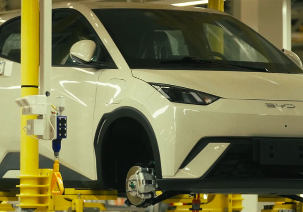 Anfavea pressiona governo para barrar incentivos à BYD diante do risco de demissões em massa