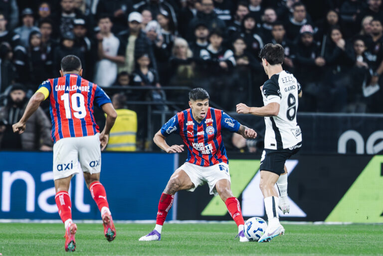 Corinthians x Bahia: onde assistir, prováveis escalações e arbitragem
