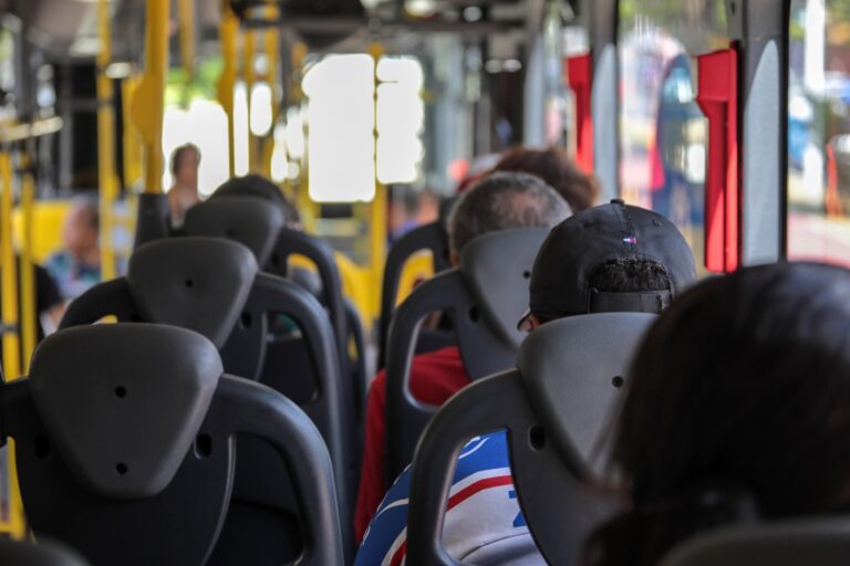 Prefeitura lança planejador de viagens para transporte público em…