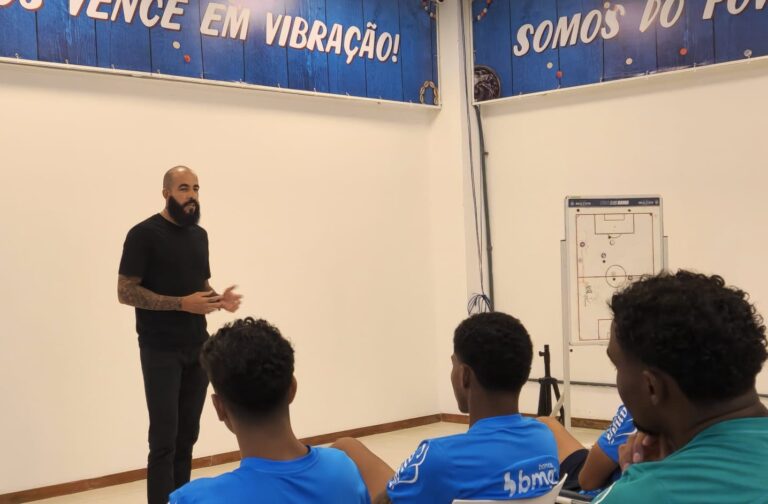 Danilo Fernandes assume nova função no Bahia