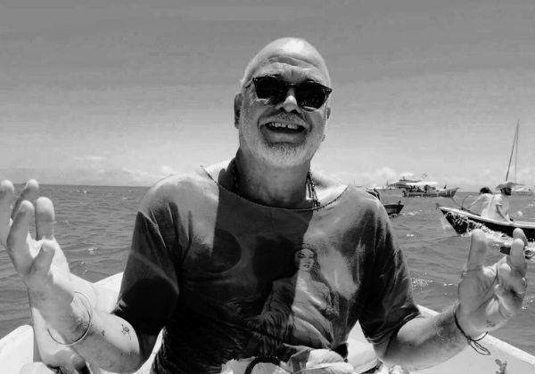 Morre Toinho das Kuviteiras, ícone do Carnaval de Salvador, aos 66 anos