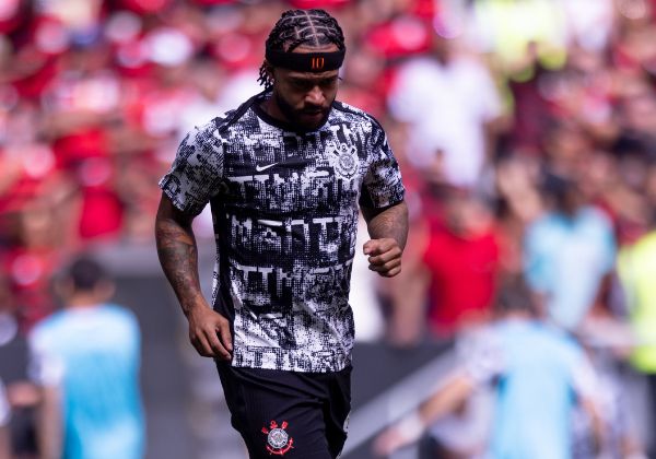 Saiba quanto Memphis já embolsou em bônus por títulos pelo Corinthians