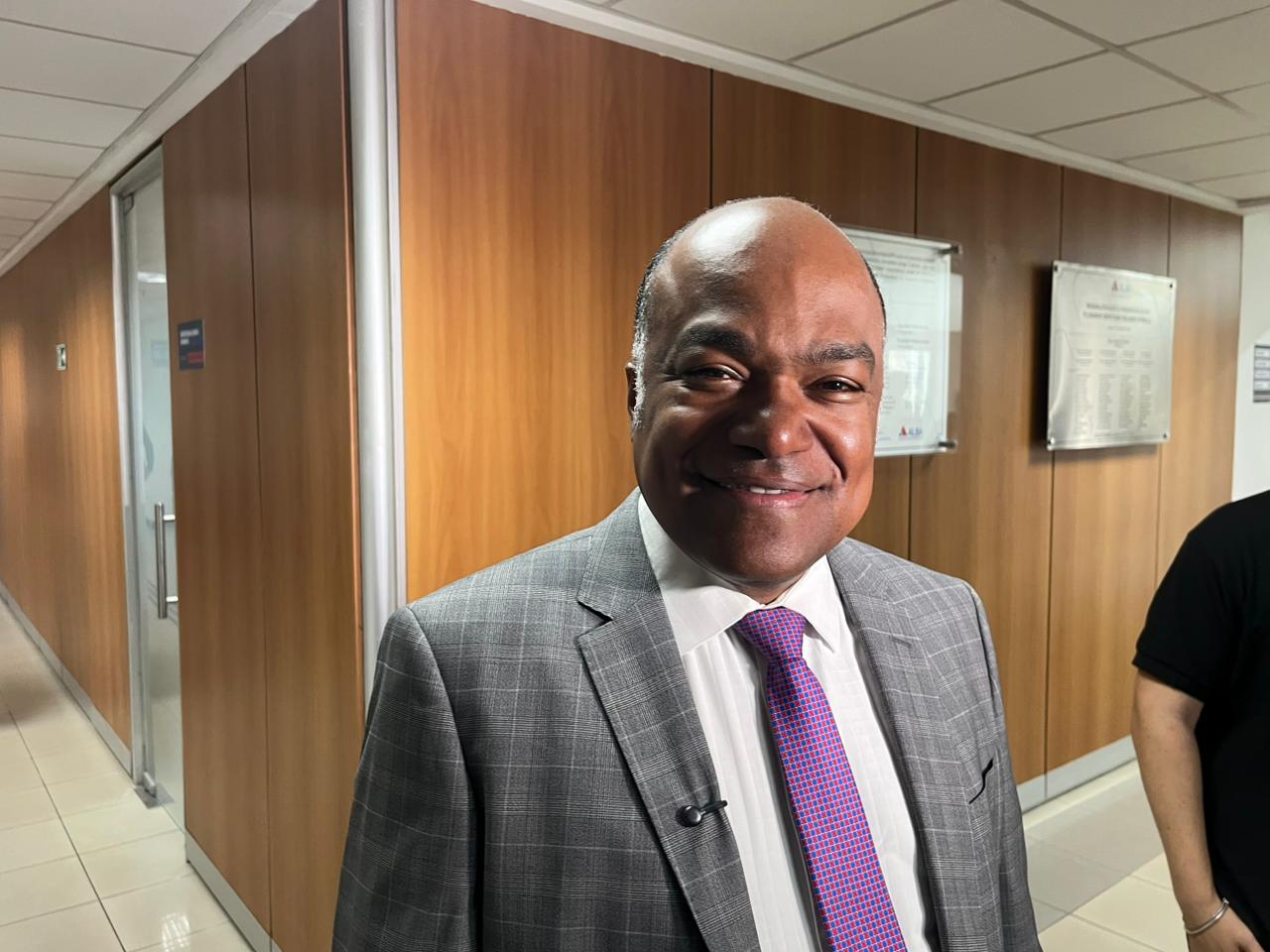 ‘Vinda de Angelo Coronel para nosso grupo acrescenta muito’, diz deputado Samuel Júnior