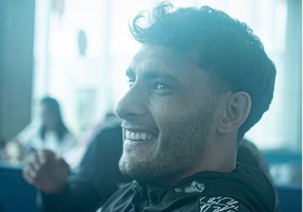 Reforço é relacionado e pode estrear pelo Vitória contra o Palmeiras