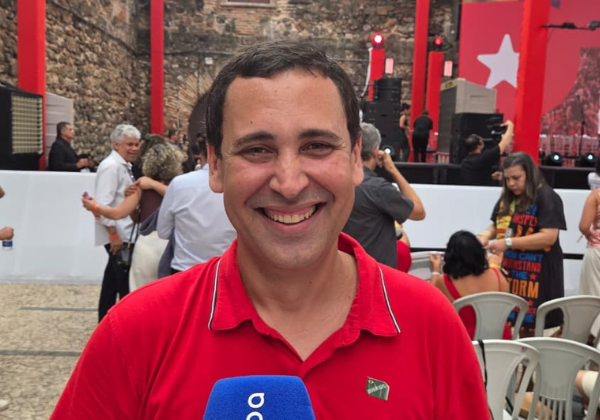 ‘Trajetória do PT se confunde com a luta pela democracia’, avalia Éden Valadares