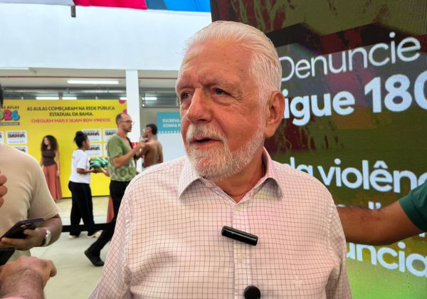 Wagner ironiza candidatura de Caiado e palanque do PL na Bahia