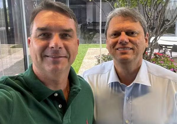 Flávio nega desavença com Tarcísio e Michelle: ‘Poeira já baixou’