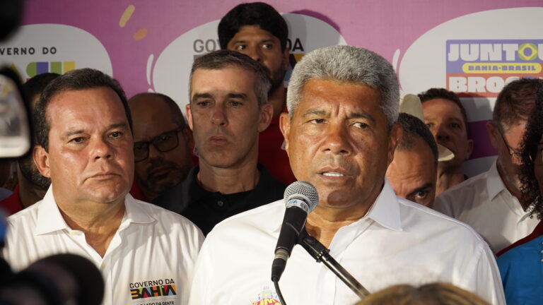 Jerônimo Rodrigues exalta os blocos afro: ‘Aqui é a nossa raiz, é o…