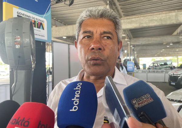 Jerônimo rebate críticas à regulação da saúde e foca em desafogar hospitais
