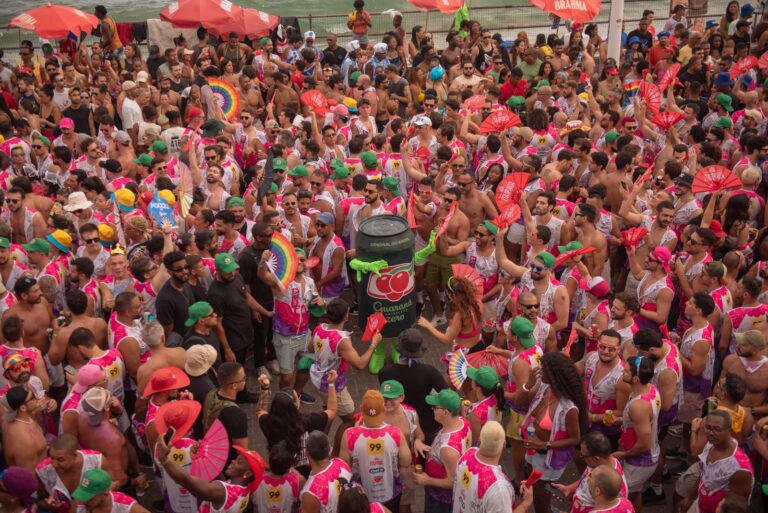 Ivete Sangalo e Brino protagonizam surpresa no circuito Barra-Ondina…