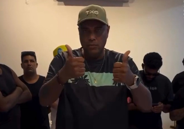 ‘Palavra infeliz’: cantor do Art Mania pede desculpas após detonar bandas da Bahia; ASSISTA