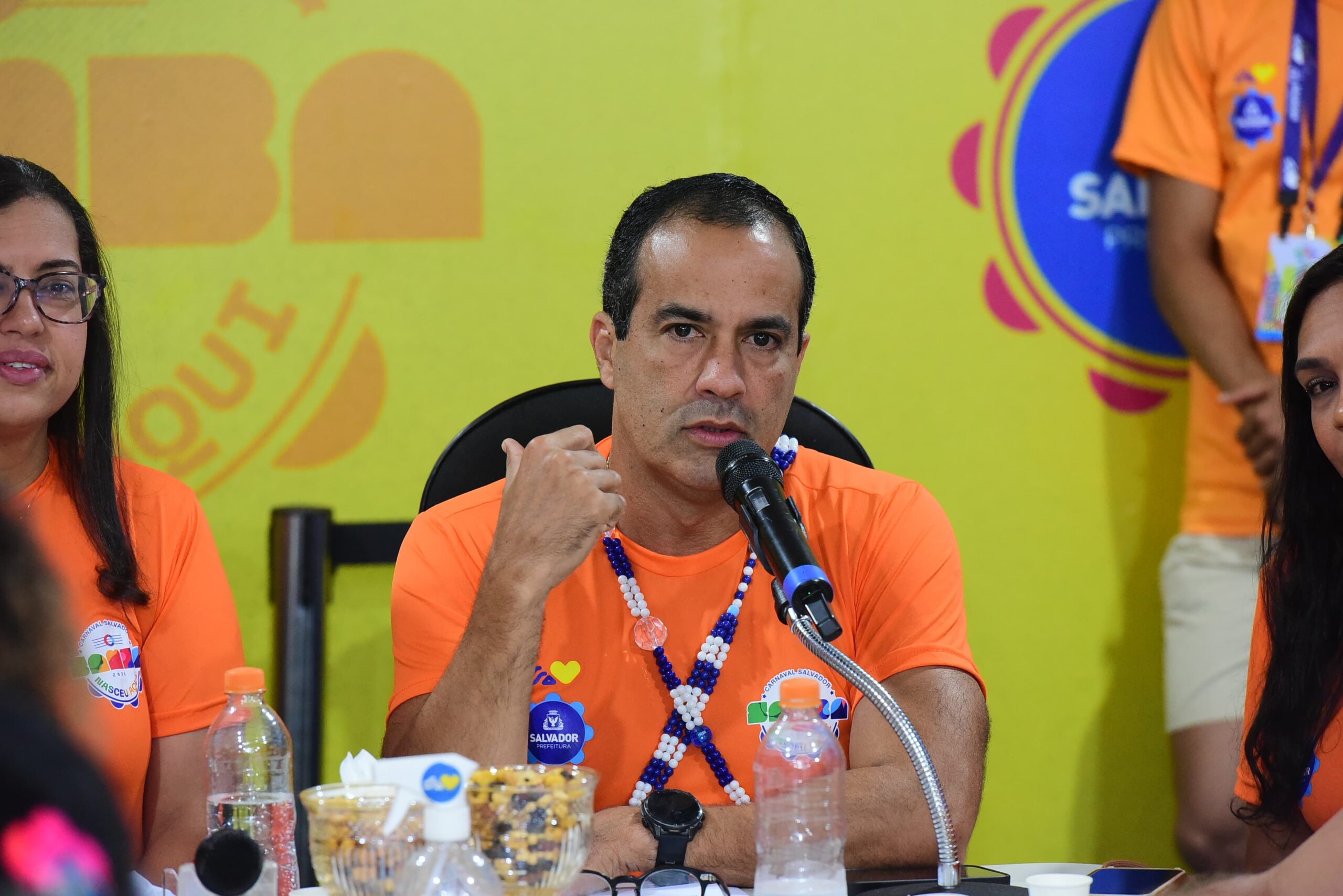 Prefeito confirma mudanças no secretariado e mira cenário eleitoral para 2026