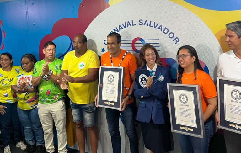 Salvador bate recorde mundial de reciclagem de latas no Carnaval