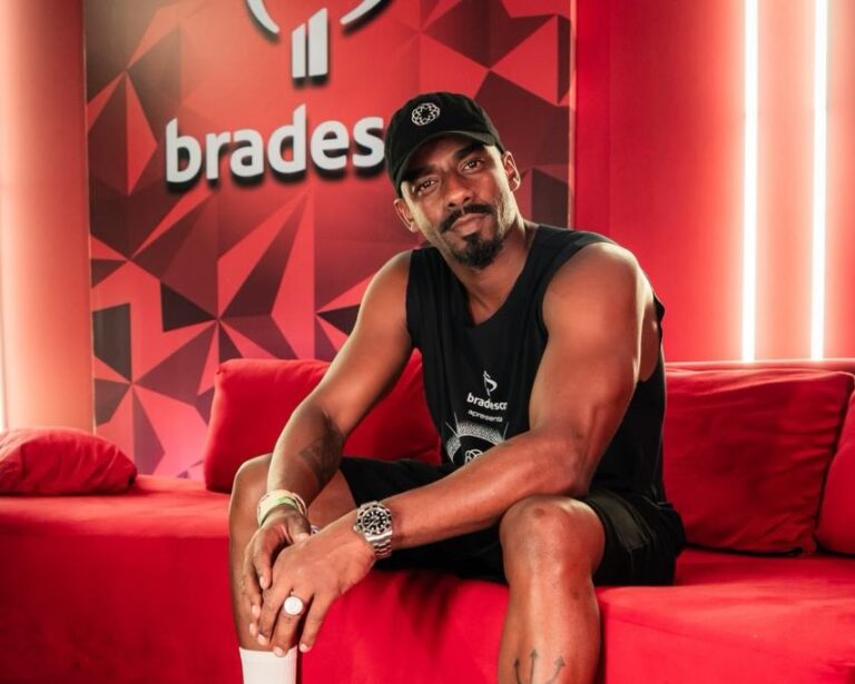 Raphael Logam celebra sucesso de Impuros e fala sobre novos projetos