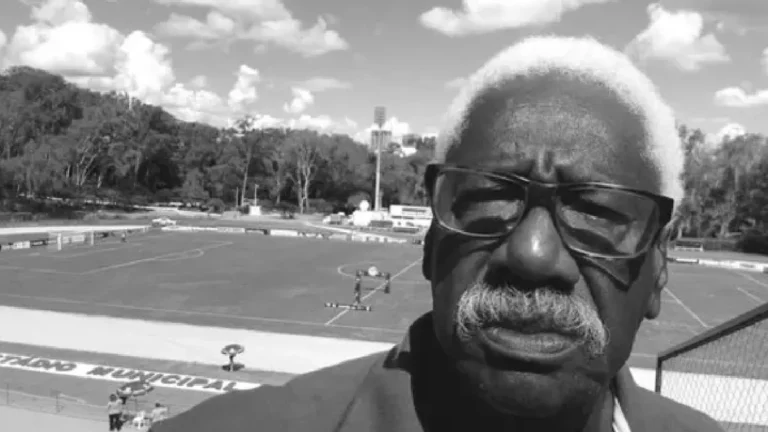 Morre aos 76 anos o narrador esportivo Jota Jota, ícone do rádio…