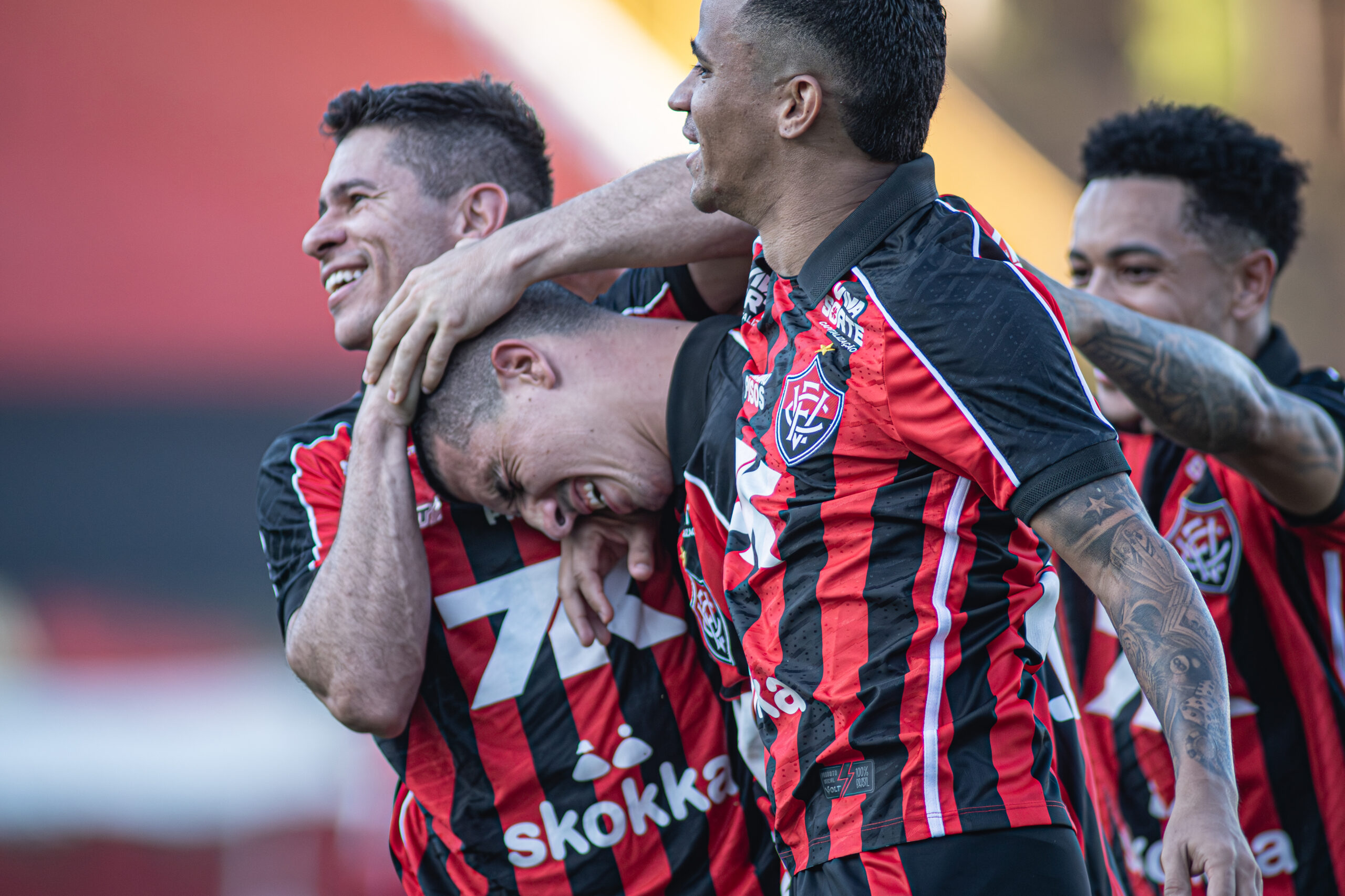 ‘Primeiro gol no Barradão é especial’, diz Aitor após marcar na vitória do Leão