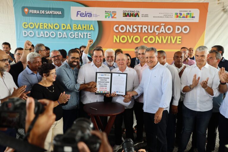 União e Estado assinam ordem de serviço para Centro Convive em Feira…