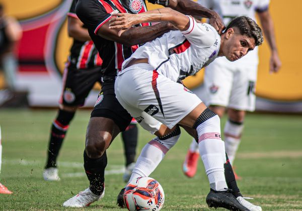 Vitória oficializa a rescisão de contrato de atacante