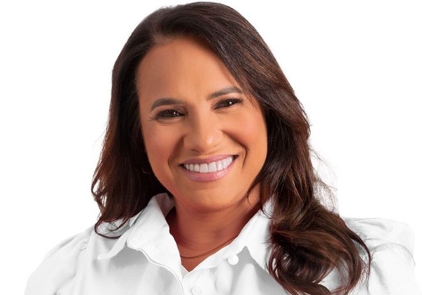 TRE-BA rejeita cassação e mantém mandato de prefeita após denúncias da oposição