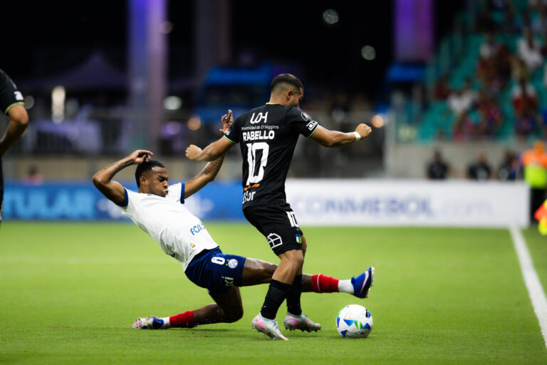 Bahia eliminado para o O'Higgins