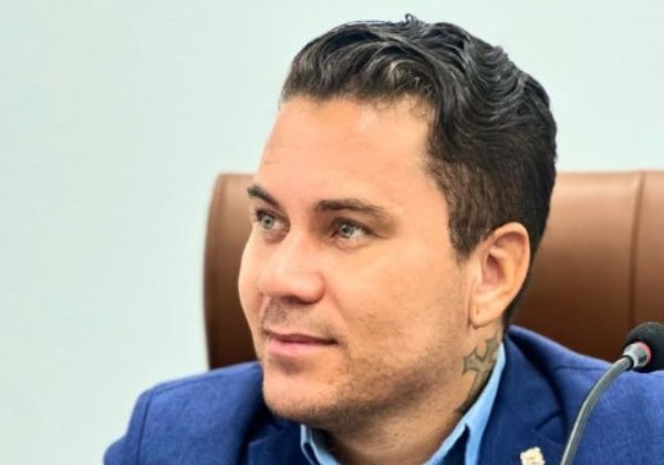 Vereador do União Brasil rasga elogios a Jerônimo: ‘Temos que tirar o chapéu’