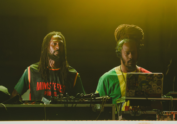 Ministereo Público leva cultura ‘sound system’ de Salvador à Jamaica
