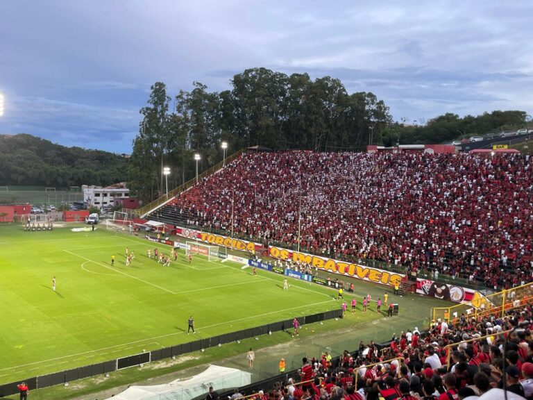 Confira o público e renda de Vitória x Jacuipense no Barradão