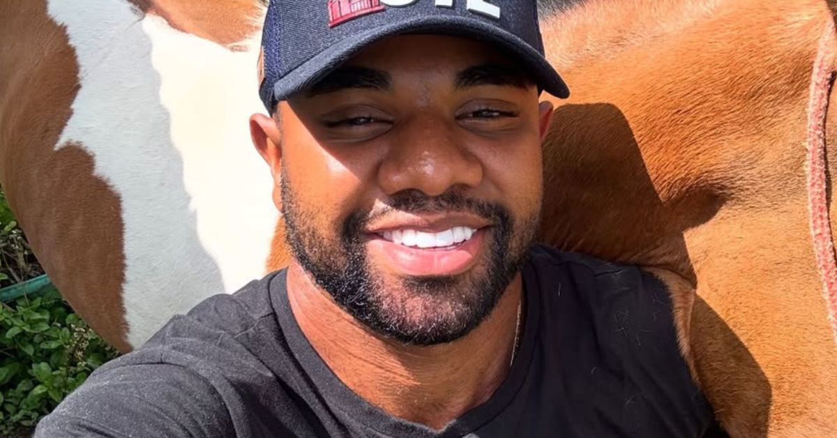 Nova profissão! Davi Brito inicia venda de ovos caipiras da sua própria fazenda