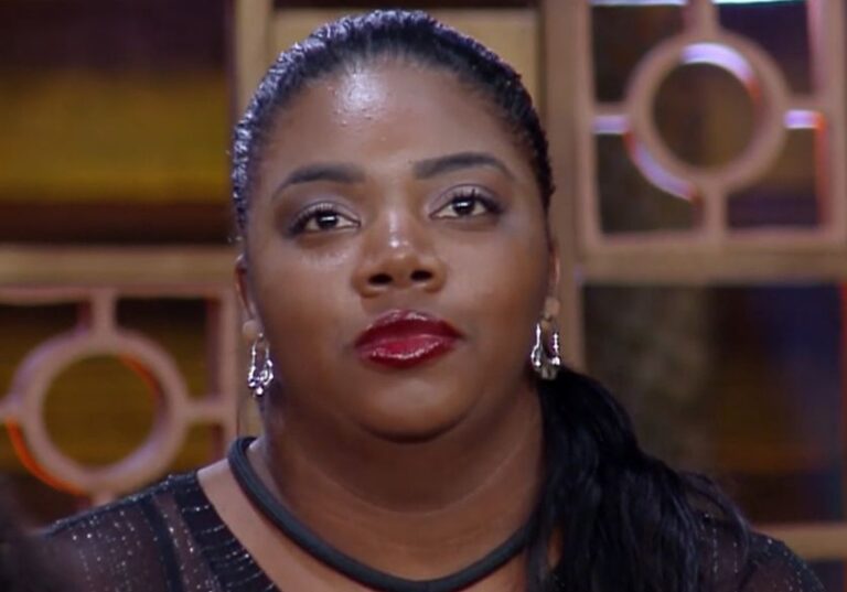 Raquel Brito revela medo de extraterrestres e desabafa nas redes…