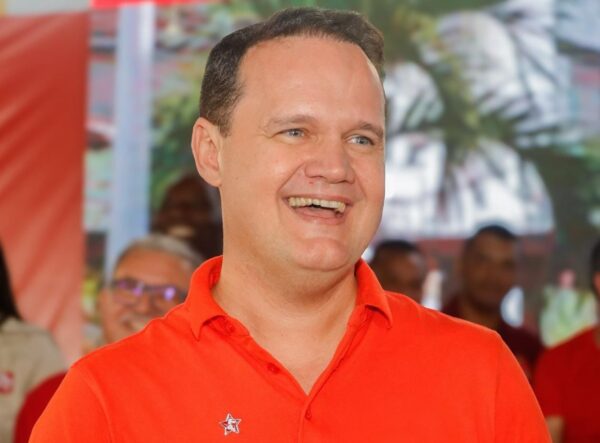 Júlio Pinheiro deixa cargo no Planalto para disputar vaga na Alba