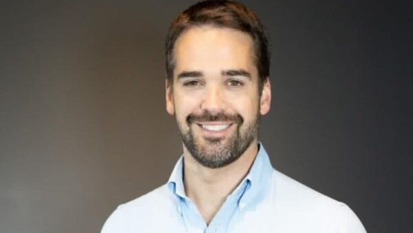 Eduardo Leite se lança pré-candidato à Presidência e acirra disputa interna no PSD