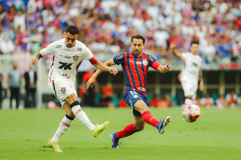 Vitória tem mais chances que o Bahia de ir à Libertadores, diz estudo